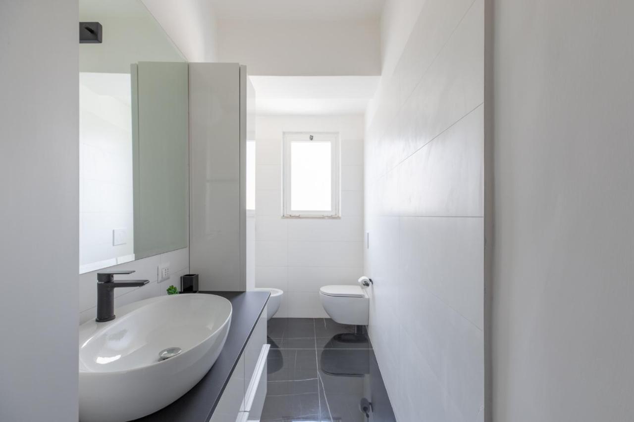 Iflat Trastevere Industrial Apartment Рим Екстериор снимка