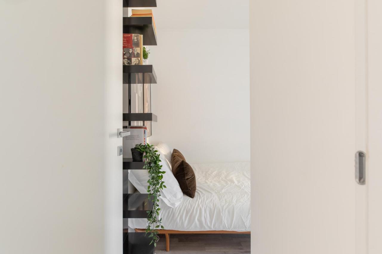 Iflat Trastevere Industrial Apartment Рим Екстериор снимка