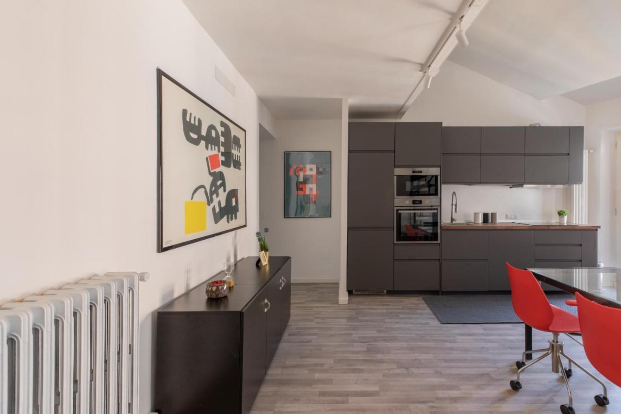 Iflat Trastevere Industrial Apartment Рим Екстериор снимка